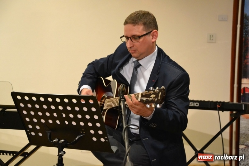 Zdjęcie w galerii na portalu naszraciborz.pl: Koncert Wiosenny na Zamku Piastowskim FOTO i WIDEO wiadomości z regionu