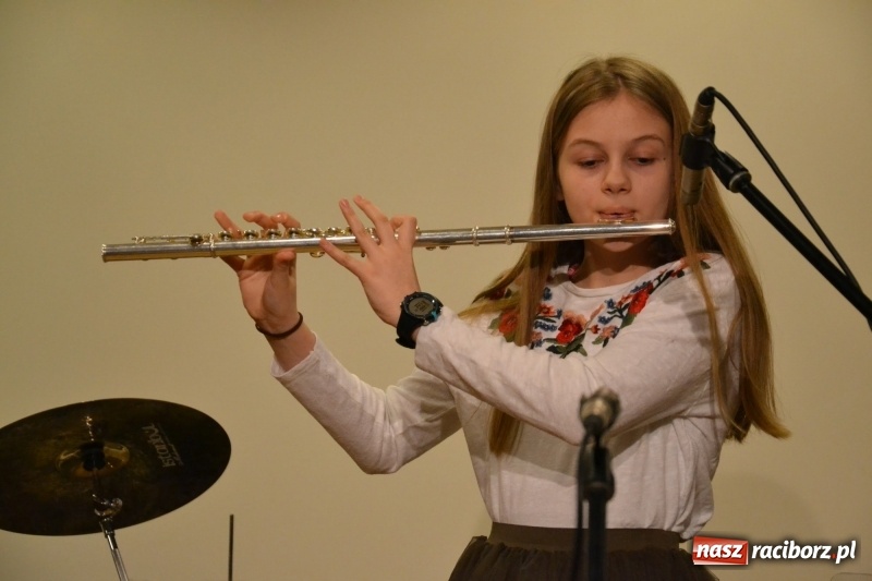 Zdjęcie w galerii na portalu naszraciborz.pl: Koncert Wiosenny na Zamku Piastowskim FOTO i WIDEO wiadomości z regionu