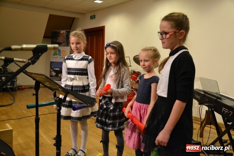 Zdjęcie w galerii na portalu naszraciborz.pl: Koncert Wiosenny na Zamku Piastowskim FOTO i WIDEO wiadomości z regionu