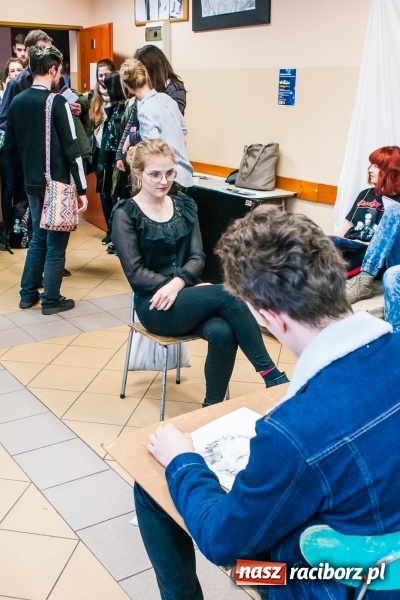 Zdjęcie w galerii na portalu naszraciborz.pl: Malarstwo, fotografia i grafika, czyli Dzień Otwarty raciborskiego Plastyka wiadomości z regionu