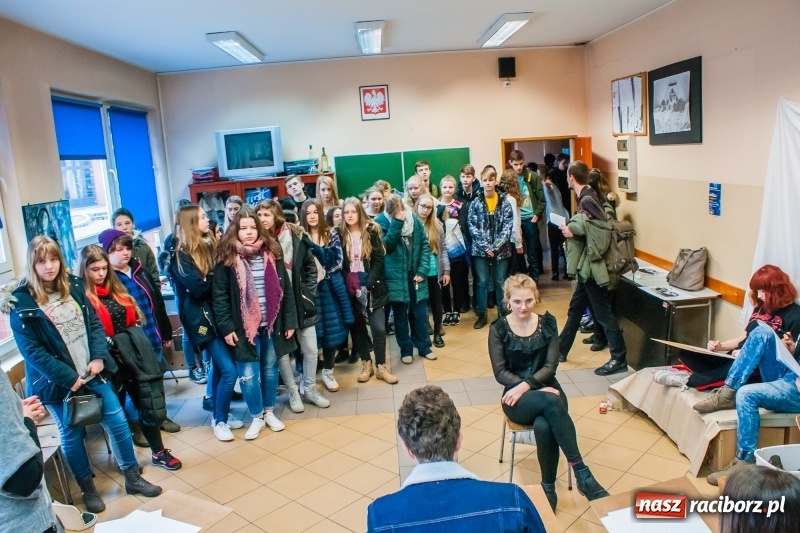 Zdjęcie w galerii na portalu naszraciborz.pl: Malarstwo, fotografia i grafika, czyli Dzień Otwarty raciborskiego Plastyka wiadomości z regionu