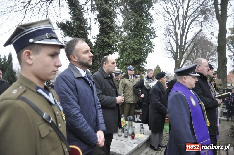 Zdjęcie w galerii na portalu naszraciborz.pl: Racibórz pamięta o Cichociemnych z AK. Patriotyczna uroczystość w poprawczaku wiadomości z regionu