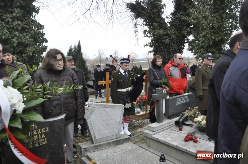 Zdjęcie w galerii na portalu naszraciborz.pl: Racibórz pamięta o Cichociemnych z AK. Patriotyczna uroczystość w poprawczaku wiadomości z regionu