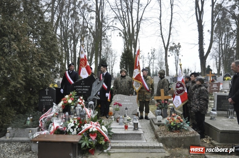 Zdjęcie w galerii na portalu naszraciborz.pl: Racibórz pamięta o Cichociemnych z AK. Patriotyczna uroczystość w poprawczaku wiadomości z regionu