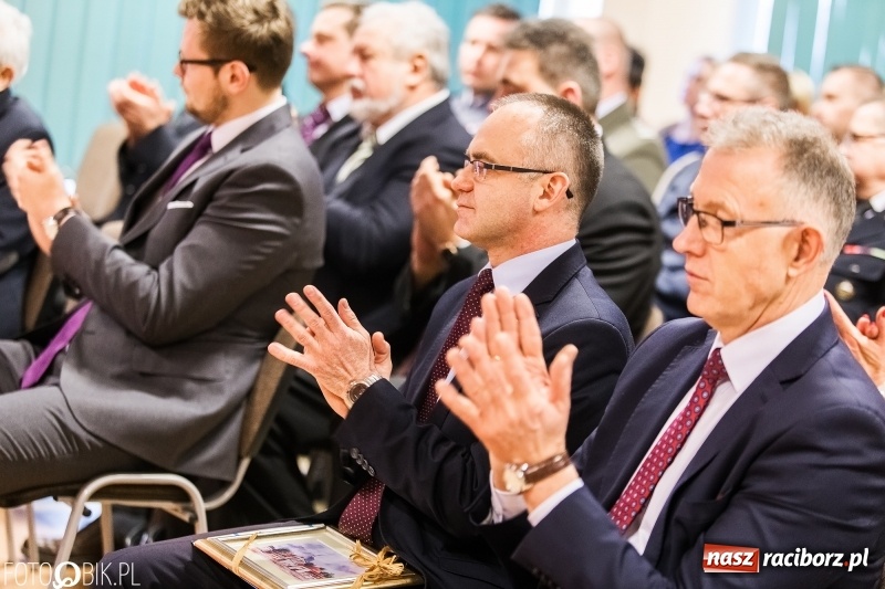 Zdjęcie w galerii na portalu naszraciborz.pl: Racibórz pamięta o Cichociemnych z AK. Patriotyczna uroczystość w poprawczaku wiadomości z regionu