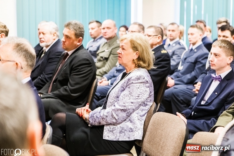 Zdjęcie w galerii na portalu naszraciborz.pl: Racibórz pamięta o Cichociemnych z AK. Patriotyczna uroczystość w poprawczaku wiadomości z regionu