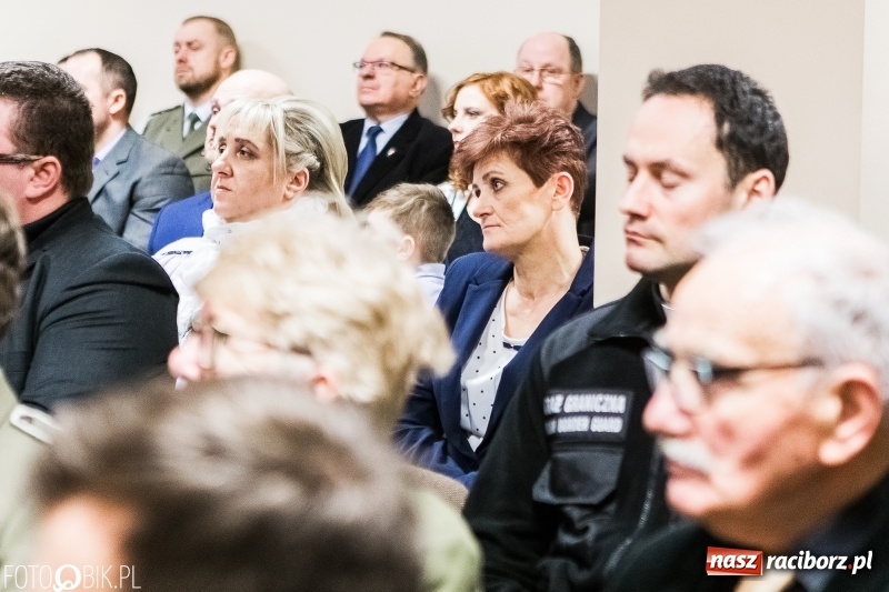 Zdjęcie w galerii na portalu naszraciborz.pl: Racibórz pamięta o Cichociemnych z AK. Patriotyczna uroczystość w poprawczaku wiadomości z regionu