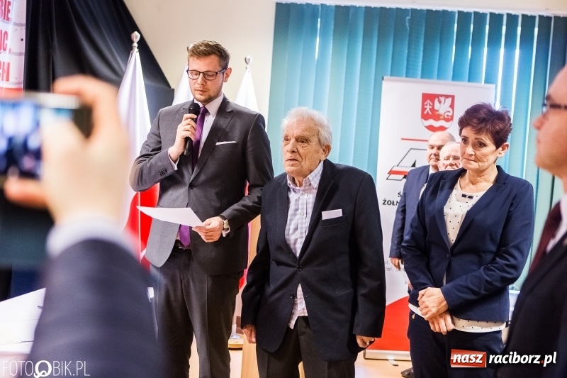 Zdjęcie w galerii na portalu naszraciborz.pl: Racibórz pamięta o Cichociemnych z AK. Patriotyczna uroczystość w poprawczaku wiadomości z regionu