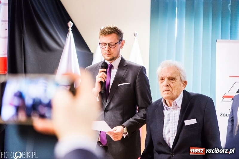 Zdjęcie w galerii na portalu naszraciborz.pl: Racibórz pamięta o Cichociemnych z AK. Patriotyczna uroczystość w poprawczaku wiadomości z regionu