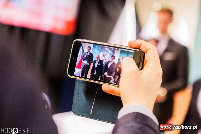 Zdjęcie w galerii na portalu naszraciborz.pl: Racibórz pamięta o Cichociemnych z AK. Patriotyczna uroczystość w poprawczaku wiadomości z regionu