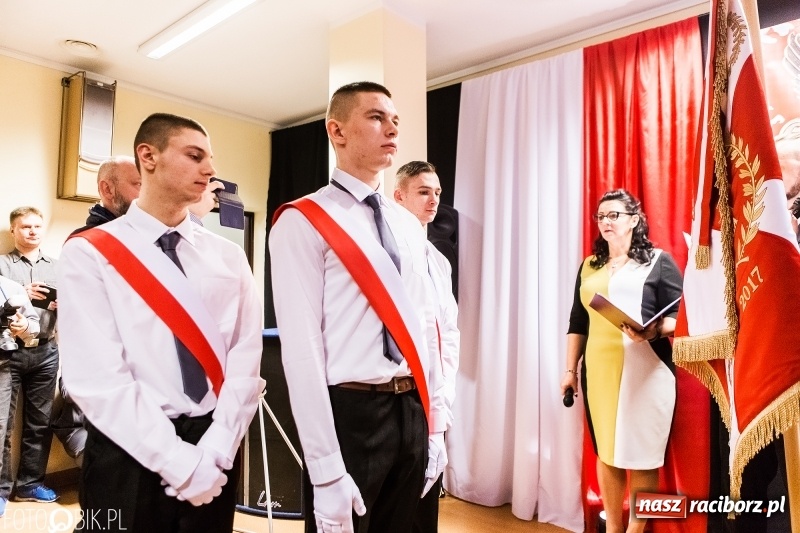 Zdjęcie w galerii na portalu naszraciborz.pl: Racibórz pamięta o Cichociemnych z AK. Patriotyczna uroczystość w poprawczaku wiadomości z regionu