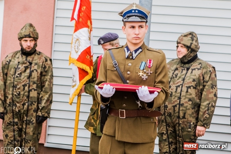 Zdjęcie w galerii na portalu naszraciborz.pl: Racibórz pamięta o Cichociemnych z AK. Patriotyczna uroczystość w poprawczaku wiadomości z regionu