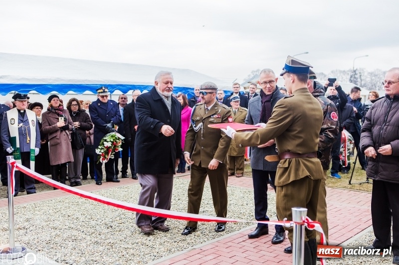 Zdjęcie w galerii na portalu naszraciborz.pl: Racibórz pamięta o Cichociemnych z AK. Patriotyczna uroczystość w poprawczaku wiadomości z regionu