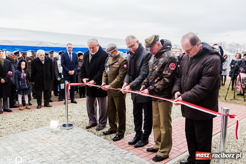 Zdjęcie w galerii na portalu naszraciborz.pl: Racibórz pamięta o Cichociemnych z AK. Patriotyczna uroczystość w poprawczaku wiadomości z regionu