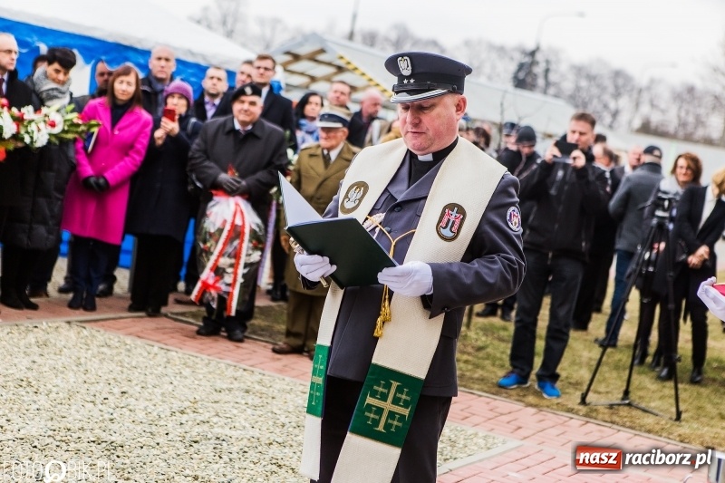 Zdjęcie w galerii na portalu naszraciborz.pl: Racibórz pamięta o Cichociemnych z AK. Patriotyczna uroczystość w poprawczaku wiadomości z regionu