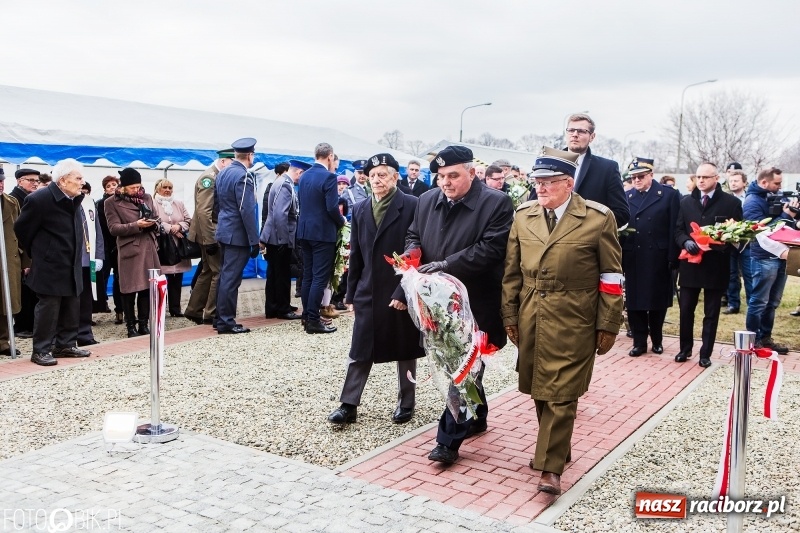 Zdjęcie w galerii na portalu naszraciborz.pl: Racibórz pamięta o Cichociemnych z AK. Patriotyczna uroczystość w poprawczaku wiadomości z regionu
