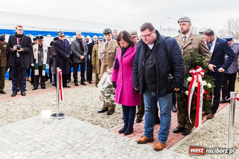 Zdjęcie w galerii na portalu naszraciborz.pl: Racibórz pamięta o Cichociemnych z AK. Patriotyczna uroczystość w poprawczaku wiadomości z regionu