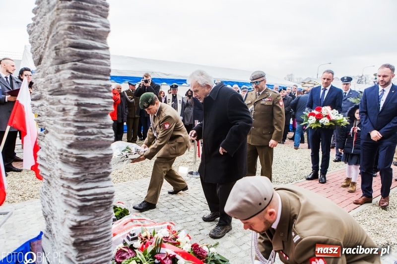 Zdjęcie w galerii na portalu naszraciborz.pl: Racibórz pamięta o Cichociemnych z AK. Patriotyczna uroczystość w poprawczaku wiadomości z regionu