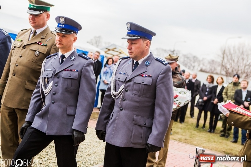 Zdjęcie w galerii na portalu naszraciborz.pl: Racibórz pamięta o Cichociemnych z AK. Patriotyczna uroczystość w poprawczaku wiadomości z regionu