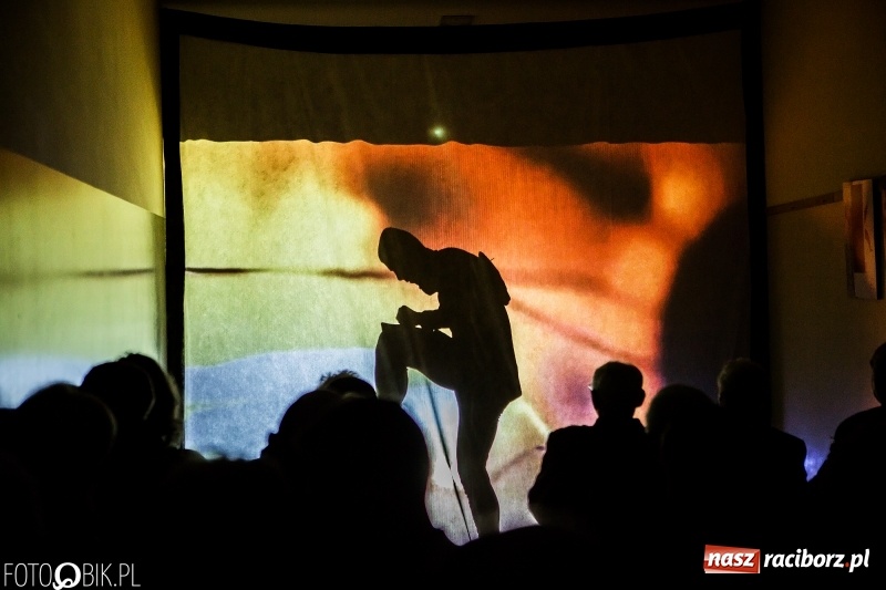 Zdjęcie w galerii na portalu naszraciborz.pl: Racibórz pamięta o Cichociemnych z AK. Patriotyczna uroczystość w poprawczaku wiadomości z regionu