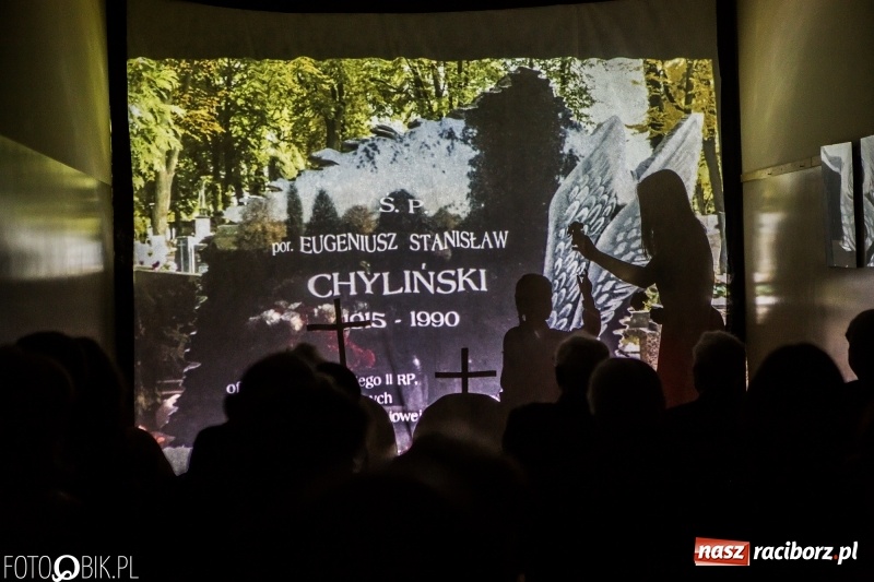 Zdjęcie w galerii na portalu naszraciborz.pl: Racibórz pamięta o Cichociemnych z AK. Patriotyczna uroczystość w poprawczaku wiadomości z regionu