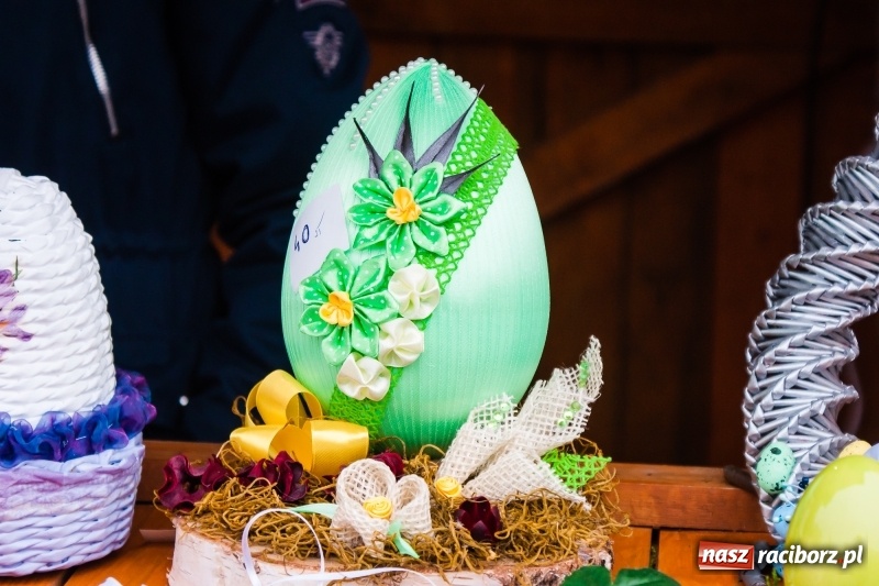 Zdjęcie w galerii na portalu naszraciborz.pl: Na Rynku ruszył raciborski Jarmark Wielkanocny. Potrwa do niedzieli wiadomości z regionu