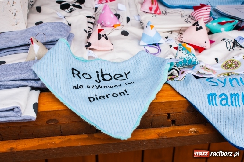 Zdjęcie w galerii na portalu naszraciborz.pl: Na Rynku ruszył raciborski Jarmark Wielkanocny. Potrwa do niedzieli wiadomości z regionu