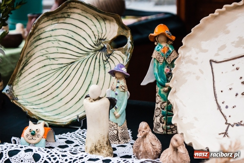 Zdjęcie w galerii na portalu naszraciborz.pl: Na Rynku ruszył raciborski Jarmark Wielkanocny. Potrwa do niedzieli wiadomości z regionu