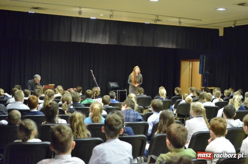 Zdjęcie w galerii na portalu naszraciborz.pl: Żeńskie głosy - koncert umuzykalniający w RCK wiadomości z regionu