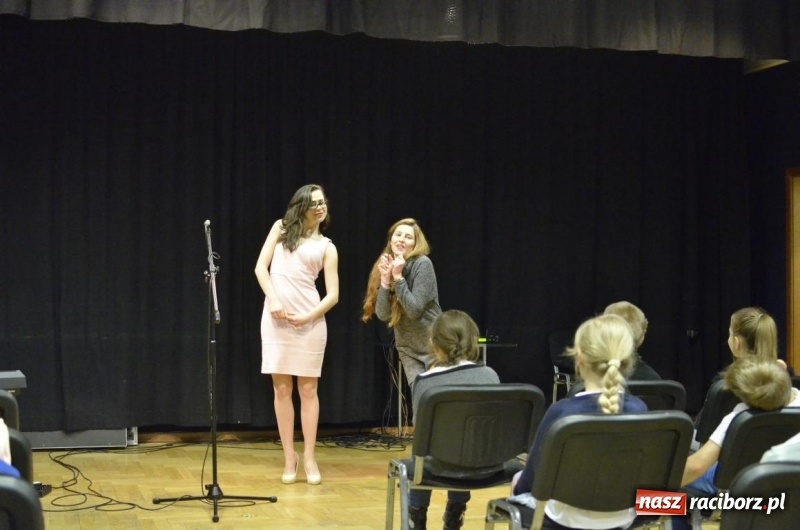 Zdjęcie w galerii na portalu naszraciborz.pl: Żeńskie głosy - koncert umuzykalniający w RCK wiadomości z regionu