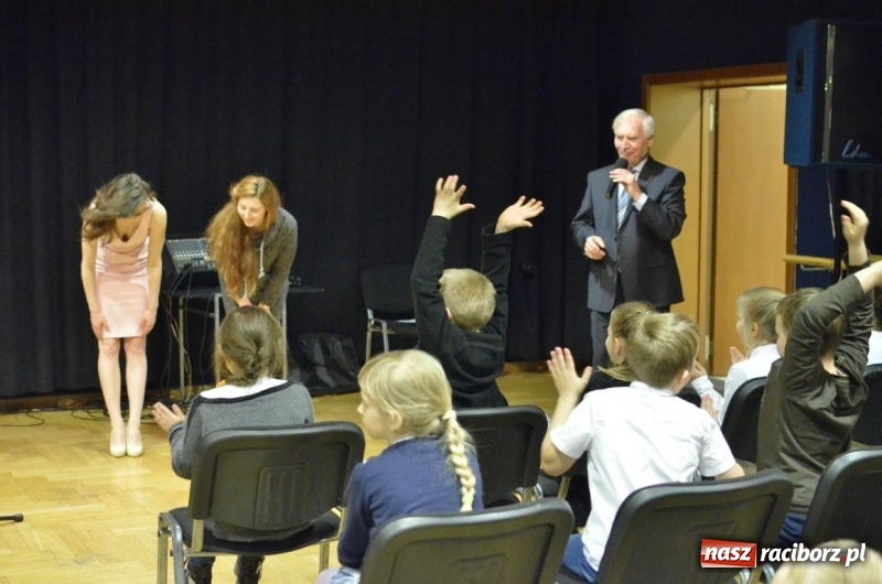 Zdjęcie w galerii na portalu naszraciborz.pl: Żeńskie głosy - koncert umuzykalniający w RCK wiadomości z regionu