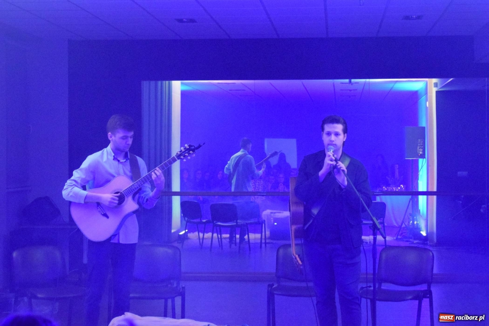 Zdjęcie w galerii na portalu naszraciborz.pl: Magiczny recital muzyczny w Kuźni Raciborskiej  wiadomości z regionu