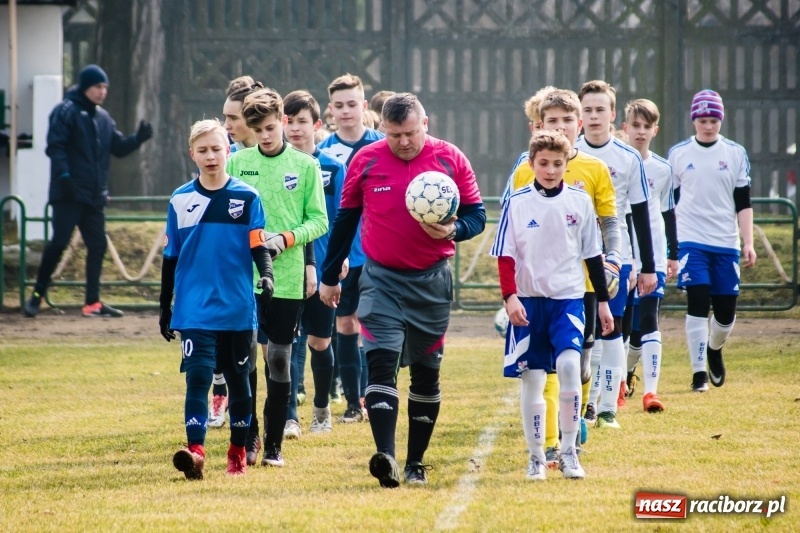 Zdjęcie w galerii na portalu naszraciborz.pl: Dwa oblicza trampkarzy Unii. Podbeskidzie pokonane wiadomości z regionu
