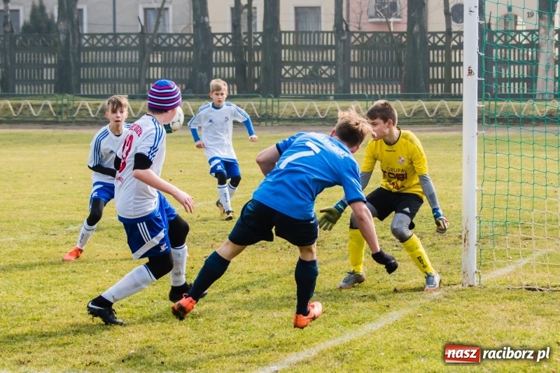 Zdjęcie w galerii na portalu naszraciborz.pl: Dwa oblicza trampkarzy Unii. Podbeskidzie pokonane wiadomości z regionu