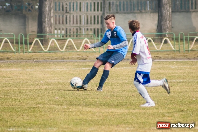 Zdjęcie w galerii na portalu naszraciborz.pl: Dwa oblicza trampkarzy Unii. Podbeskidzie pokonane wiadomości z regionu