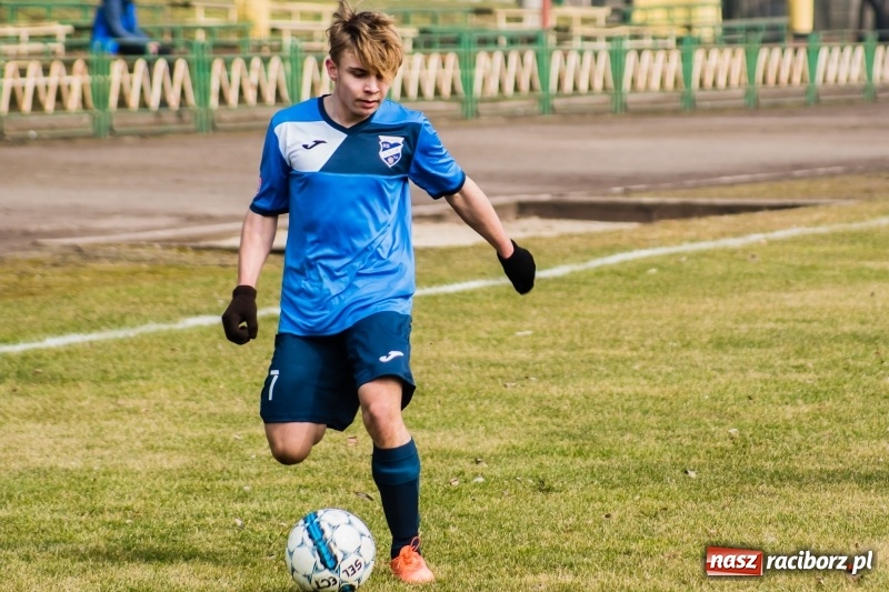 Zdjęcie w galerii na portalu naszraciborz.pl: Dwa oblicza trampkarzy Unii. Podbeskidzie pokonane wiadomości z regionu