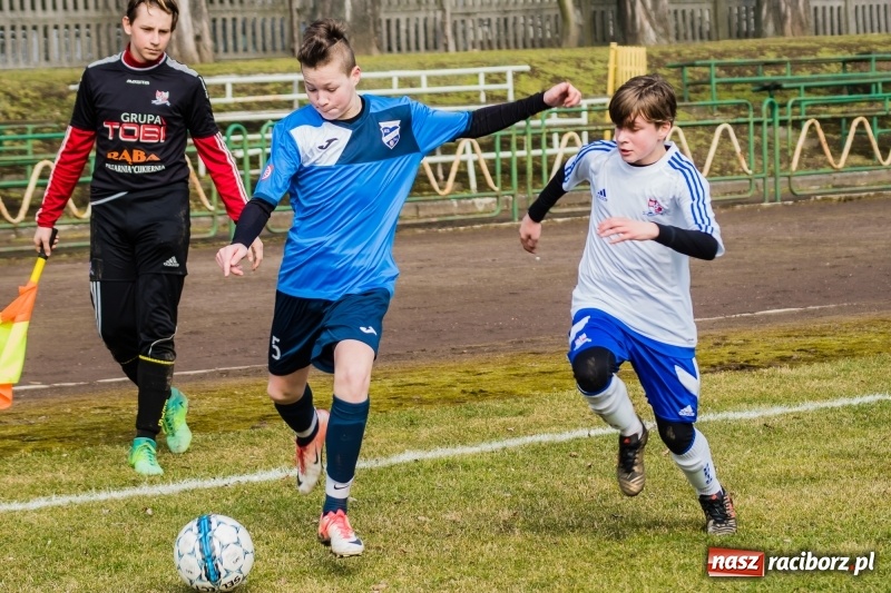 Zdjęcie w galerii na portalu naszraciborz.pl: Dwa oblicza trampkarzy Unii. Podbeskidzie pokonane wiadomości z regionu