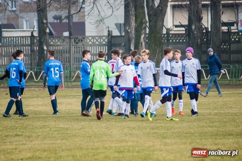 Zdjęcie w galerii na portalu naszraciborz.pl: Dwa oblicza trampkarzy Unii. Podbeskidzie pokonane wiadomości z regionu