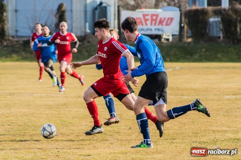 Zdjęcie w galerii na portalu naszraciborz.pl: Klasa okręgowa: Mizerny początek rundy wiosennej w KS Rafako wiadomości z regionu