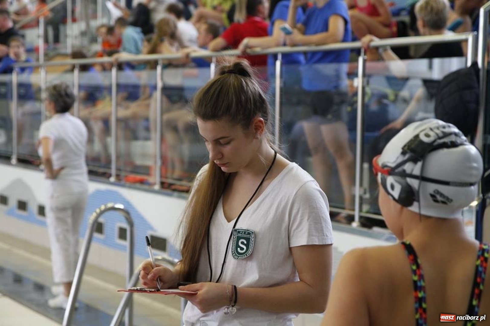 Zdjęcie w galerii na portalu naszraciborz.pl: Pływanie. Drużynowe Mistrzostwa Młodzików 12-letnich na pływalni ZSOMS wiadomości z regionu