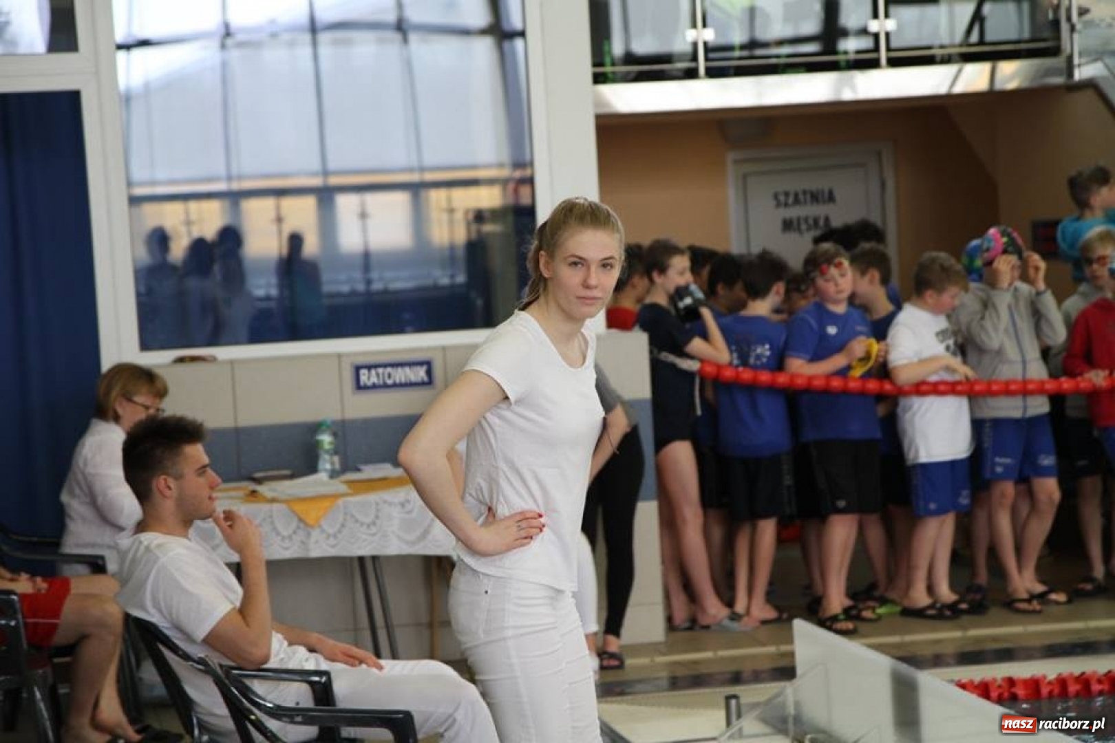 Zdjęcie w galerii na portalu naszraciborz.pl: Pływanie. Drużynowe Mistrzostwa Młodzików 12-letnich na pływalni ZSOMS wiadomości z regionu