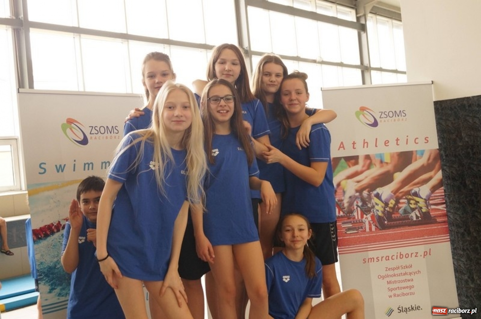 Zdjęcie w galerii na portalu naszraciborz.pl: Pływanie. Drużynowe Mistrzostwa Młodzików 12-letnich na pływalni ZSOMS wiadomości z regionu