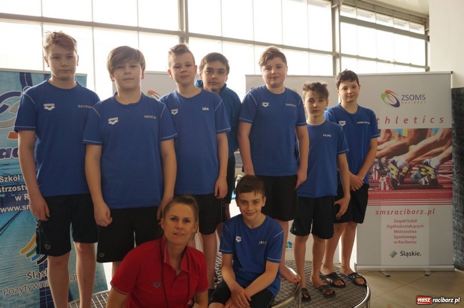Zdjęcie w galerii na portalu naszraciborz.pl: Pływanie. Drużynowe Mistrzostwa Młodzików 12-letnich na pływalni ZSOMS wiadomości z regionu