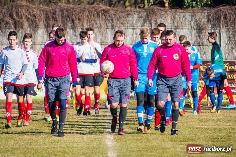 Zdjęcie w galerii na portalu naszraciborz.pl: Przypadkowe gole przyczyną porażki juniorów Tworkowa wiadomości z regionu