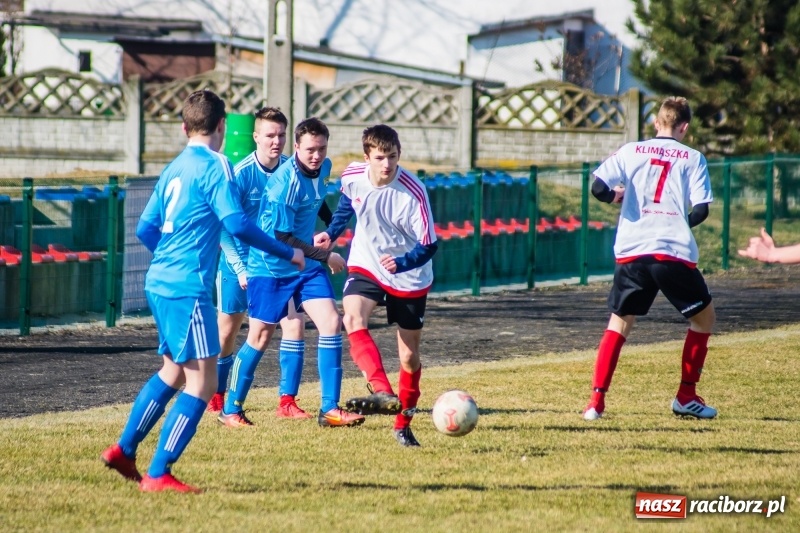 Zdjęcie w galerii na portalu naszraciborz.pl: Przypadkowe gole przyczyną porażki juniorów Tworkowa wiadomości z regionu