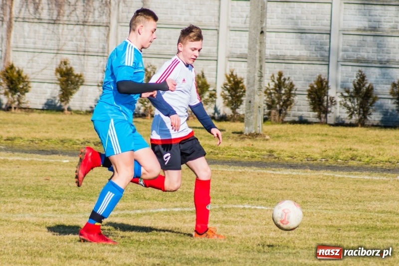 Zdjęcie w galerii na portalu naszraciborz.pl: Przypadkowe gole przyczyną porażki juniorów Tworkowa wiadomości z regionu