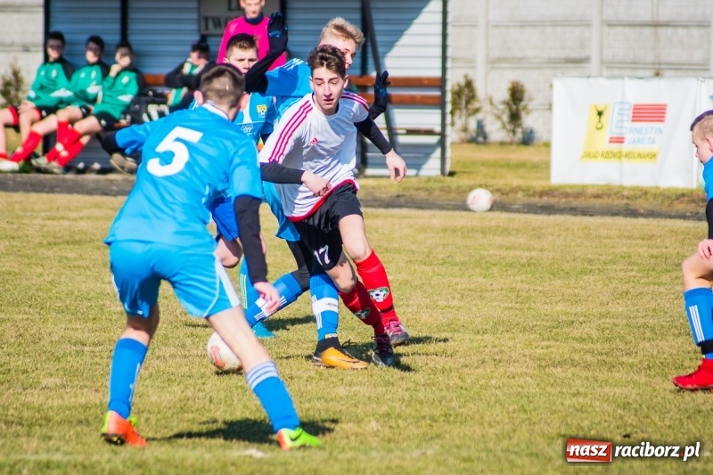 Zdjęcie w galerii na portalu naszraciborz.pl: Przypadkowe gole przyczyną porażki juniorów Tworkowa wiadomości z regionu