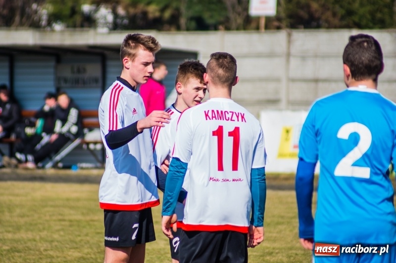 Zdjęcie w galerii na portalu naszraciborz.pl: Przypadkowe gole przyczyną porażki juniorów Tworkowa wiadomości z regionu