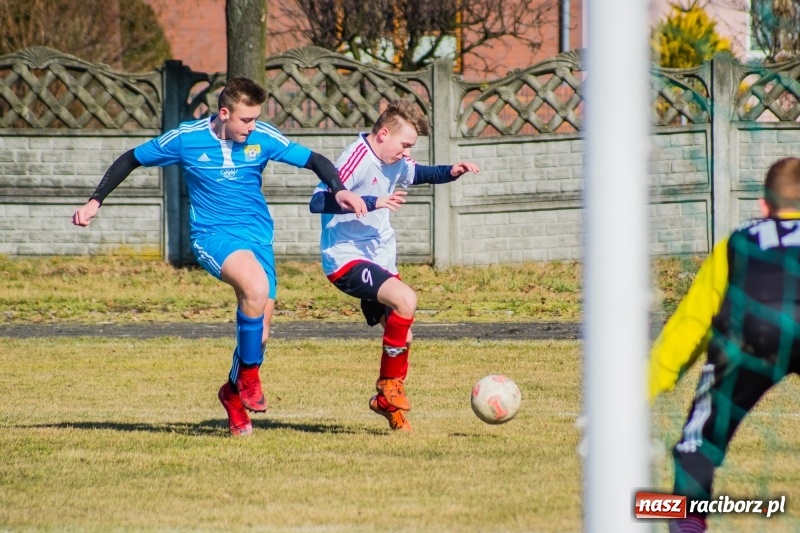Zdjęcie w galerii na portalu naszraciborz.pl: Przypadkowe gole przyczyną porażki juniorów Tworkowa wiadomości z regionu
