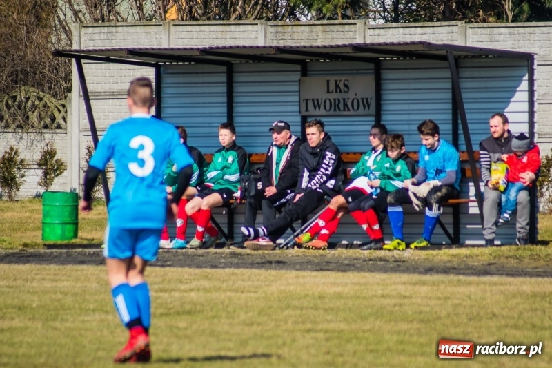 Zdjęcie w galerii na portalu naszraciborz.pl: Przypadkowe gole przyczyną porażki juniorów Tworkowa wiadomości z regionu